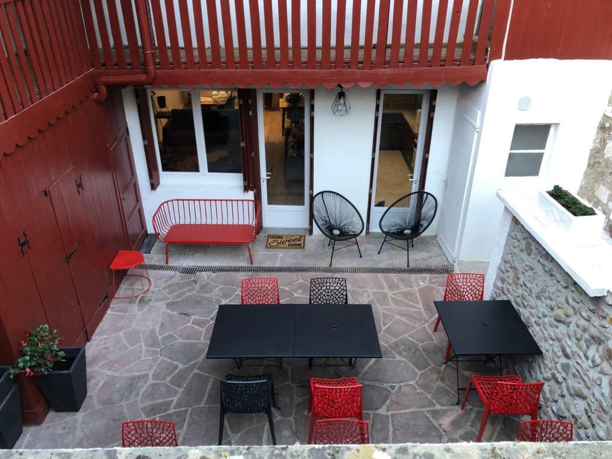 Maison Simonenia Saint-Jean-Pied-de-Port Luaran gambar